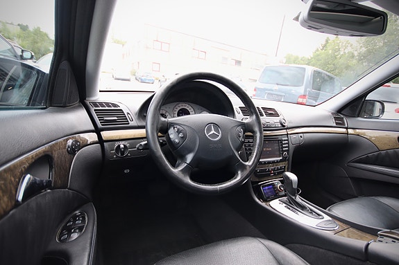 Mercedes-Benz E220 d 18 of 30