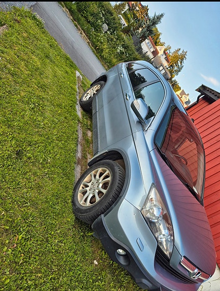 Honda CR-V 5 of 9