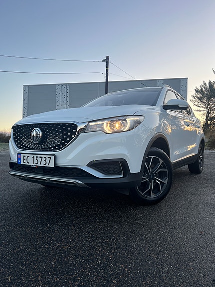 MG ZS EV 6 of 7