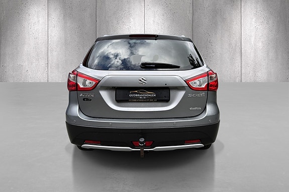 Suzuki SX4 S-Cross 6 of 30