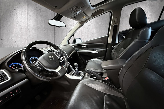 Suzuki SX4 S-Cross 11 of 30