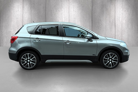 Suzuki SX4 S-Cross 4 of 30