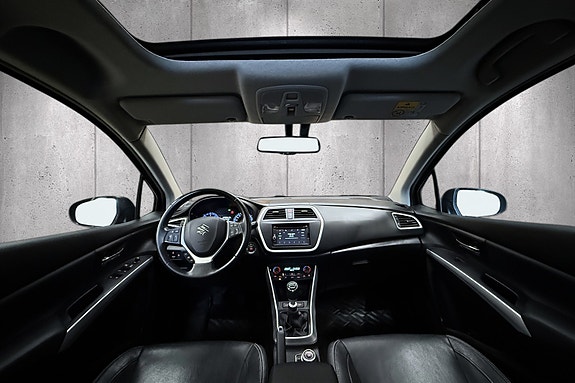 Suzuki SX4 S-Cross 9 of 30