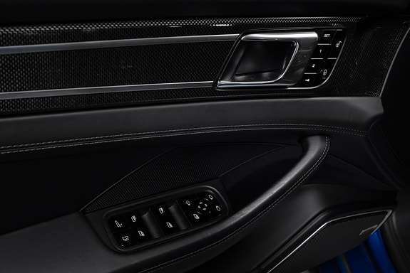Porsche Panamera 27 of 30