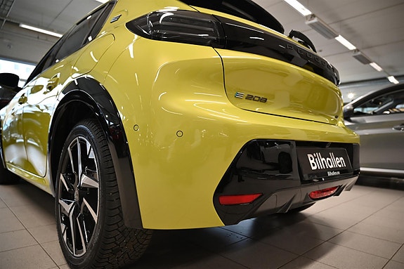 Peugeot e-208 14 of 30