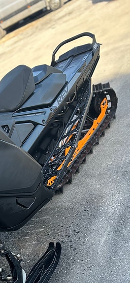 Ski-doo Summit SP 600R E-TEC 146’’ 2 of 6