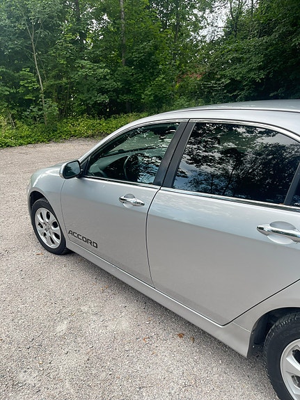 Honda Accord 3 of 17