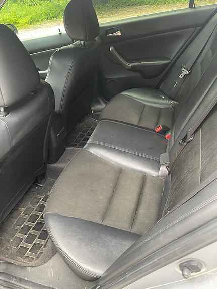Honda Accord 11 of 17
