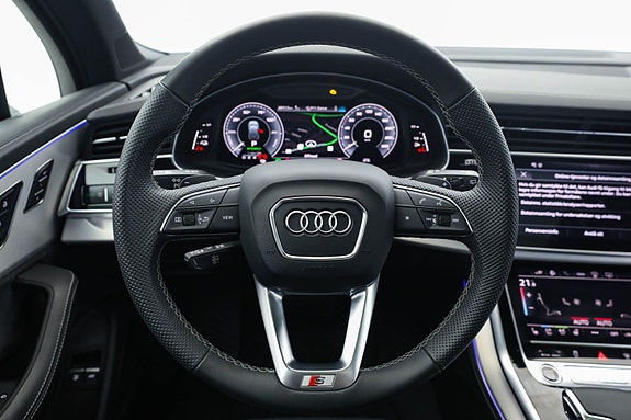 Audi Q7 25 of 30