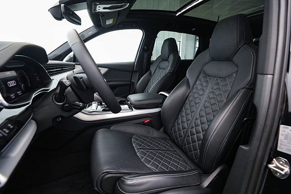 Audi Q7 16 of 30