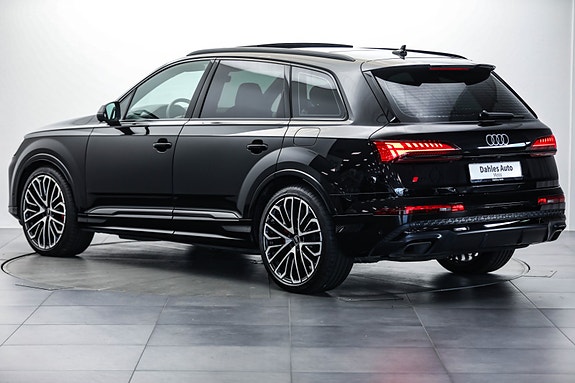 Audi Q7 8 of 30