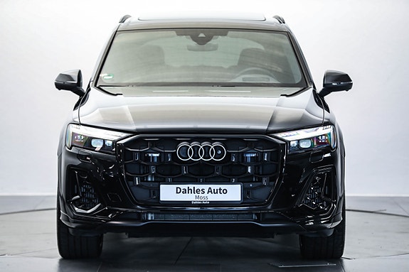 Audi Q7 4 of 30