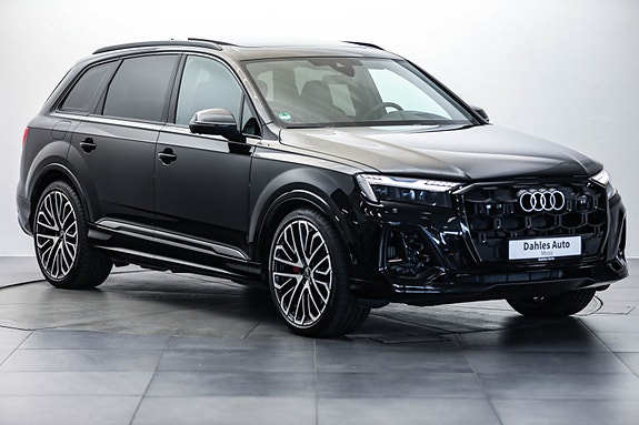 Audi Q7 2 of 30