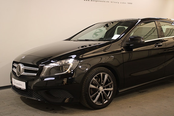 Mercedes-Benz A200 3 of 30
