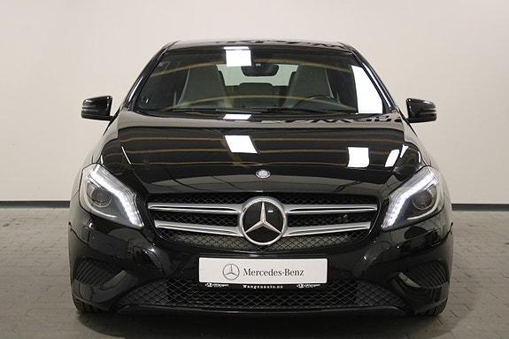 Mercedes-Benz A200 2 of 30