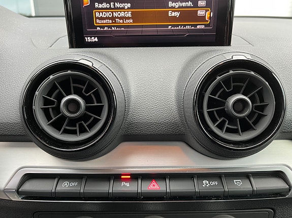 Audi Q2 24 of 29