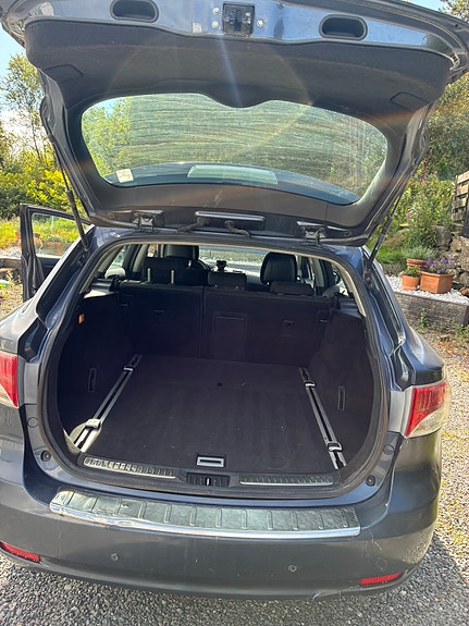 Toyota Avensis 6 of 15
