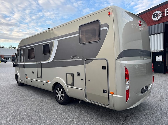 Bürstner i 729 Elegance Må sees! Meget hel og fin/komplett bil. 6 of 30