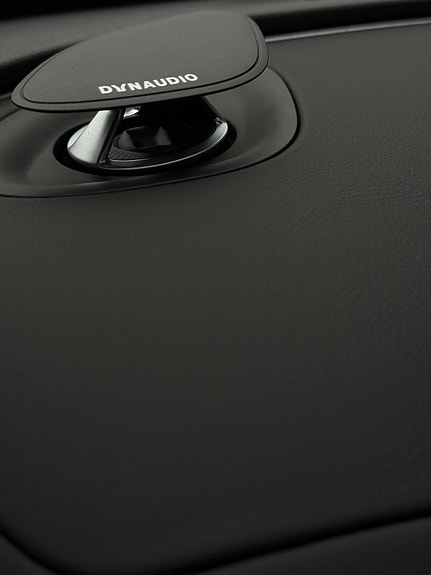 XPeng G9 18 of 30