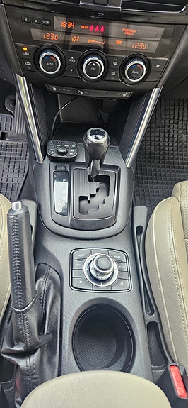 Mazda CX-5 12 of 16