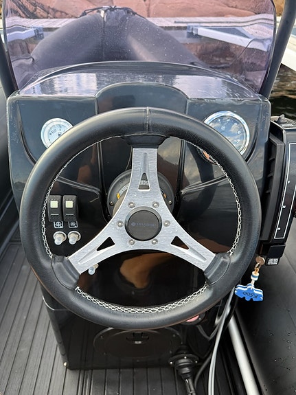 BRIG Falcon 500 m/Mercury 50 5 of 8