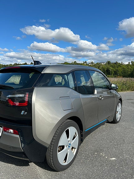 BMW i3 4 of 24