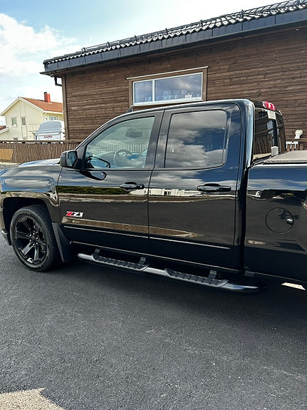 Chevrolet Silverado 1500 23 of 30