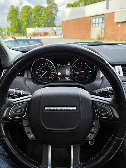 Land Rover Range Rover 13 of 15