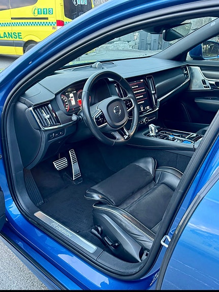 Volvo V90 9 of 30