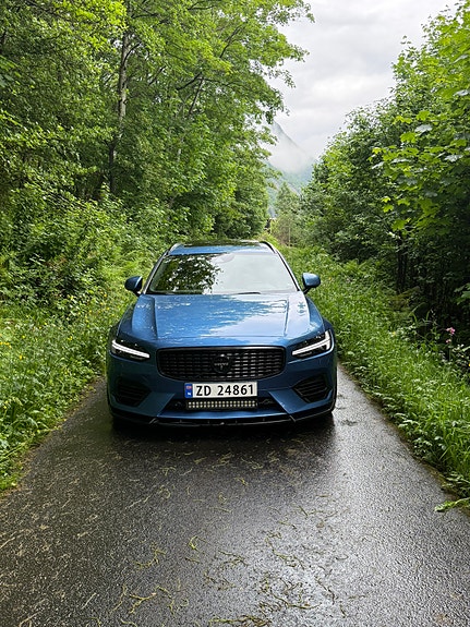 Volvo V90 2 of 30