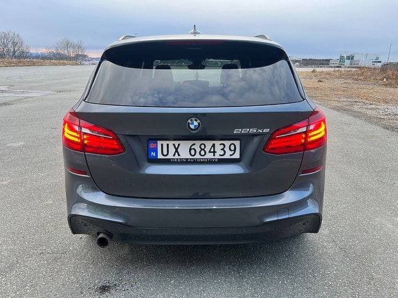 BMW 225xe 4 of 29