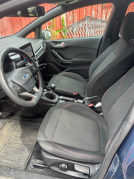 Ford Fiesta 5 of 5