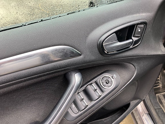 Ford S-MAX 7 of 13