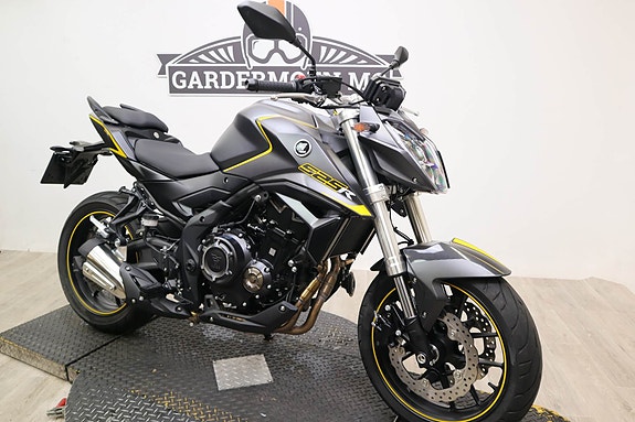 VOGE R525 8 of 16