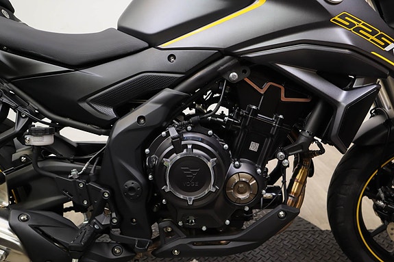 VOGE R525 5 of 16