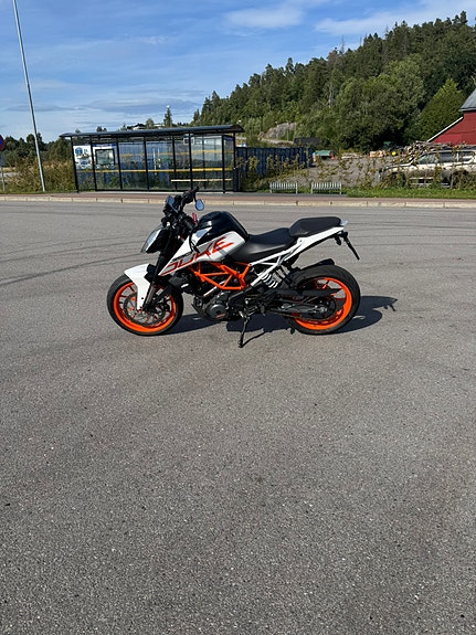 KTM 390 Duke 7 of 8