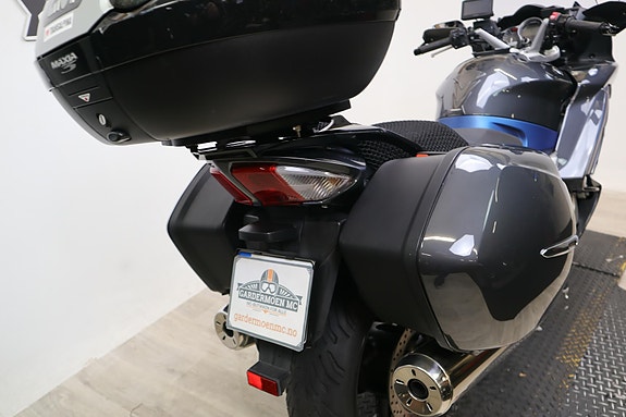 Yamaha FJR 1300 ABS 4 of 16