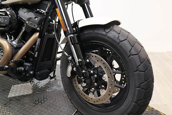 Harley-Davidson Softail Fat Boy 114 6 of 14