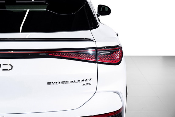 BYD Sealion 7 7 of 22