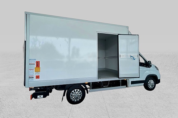 Maxus e-Deliver 9 7 of 16