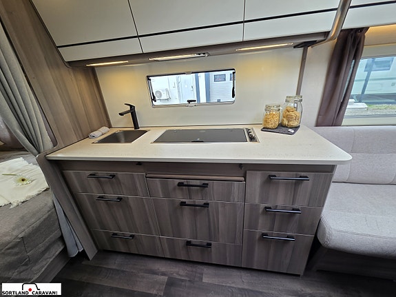 KABE ESTATE 520 XL 16 of 30
