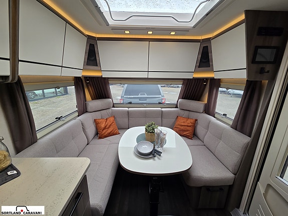 KABE ESTATE 520 XL 14 of 30