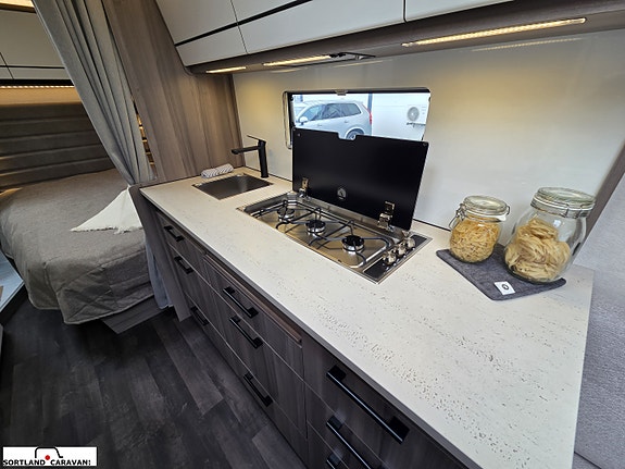 KABE ESTATE 520 XL 18 of 30