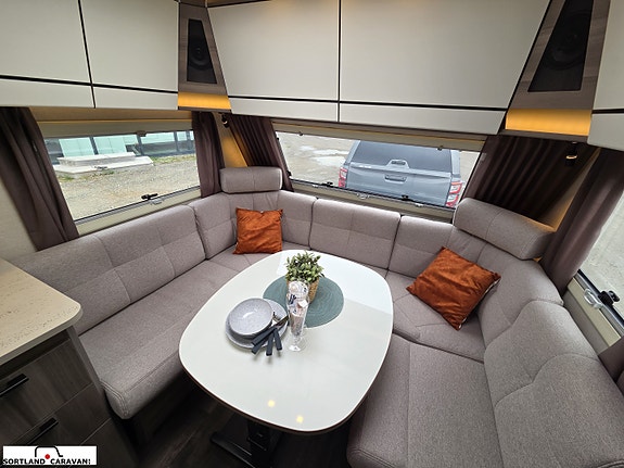 KABE ESTATE 520 XL 9 of 30