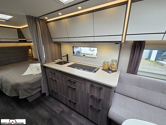 KABE ESTATE 520 XL 15 of 30