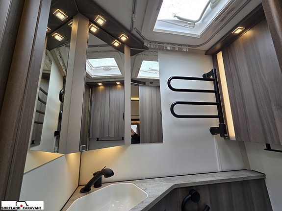 KABE ESTATE 520 XL 27 of 30