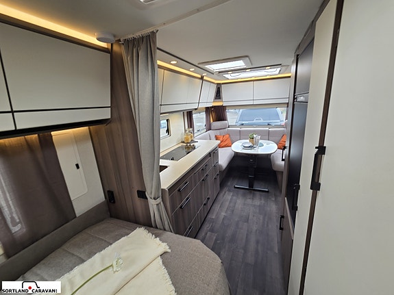 KABE ESTATE 520 XL 28 of 30