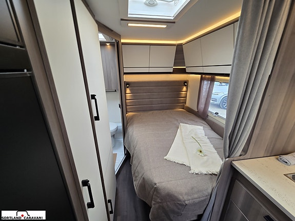 KABE ESTATE 520 XL 21 of 30