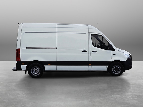 Mercedes-Benz eSprinter 312 13 of 30