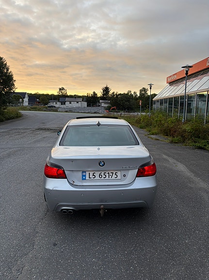 BMW 525d 5 of 9